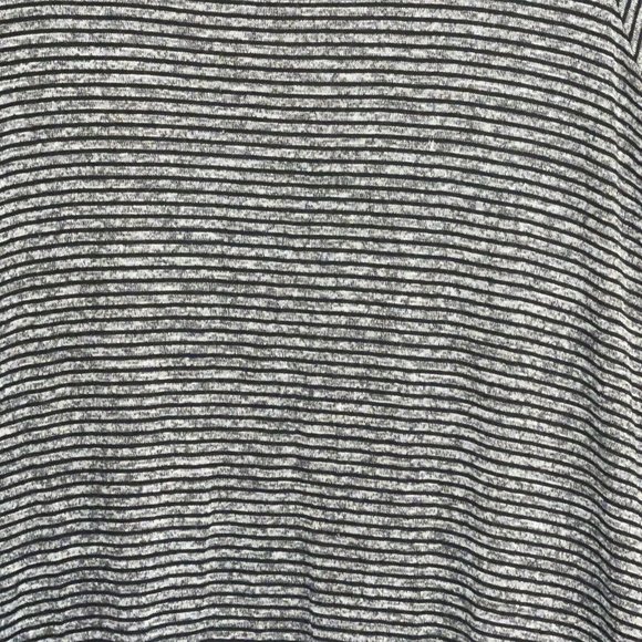 Rue+ Women Swing Dress 4X Striped Black White Short Sleeve Shark Bite Stretch US - Picture 8 of 9